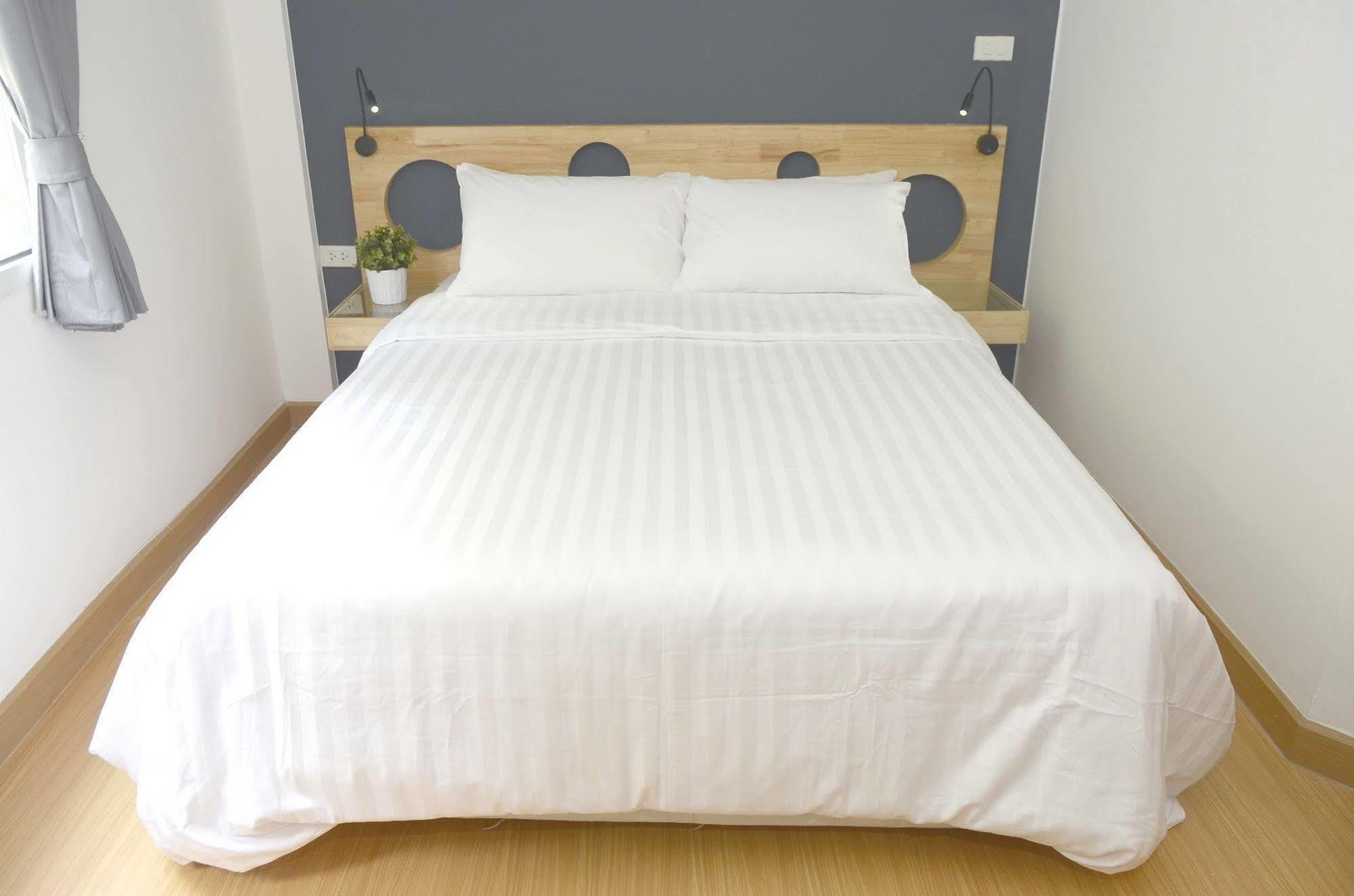 Hotel Mybed Ratchada à Bangkok Extérieur photo